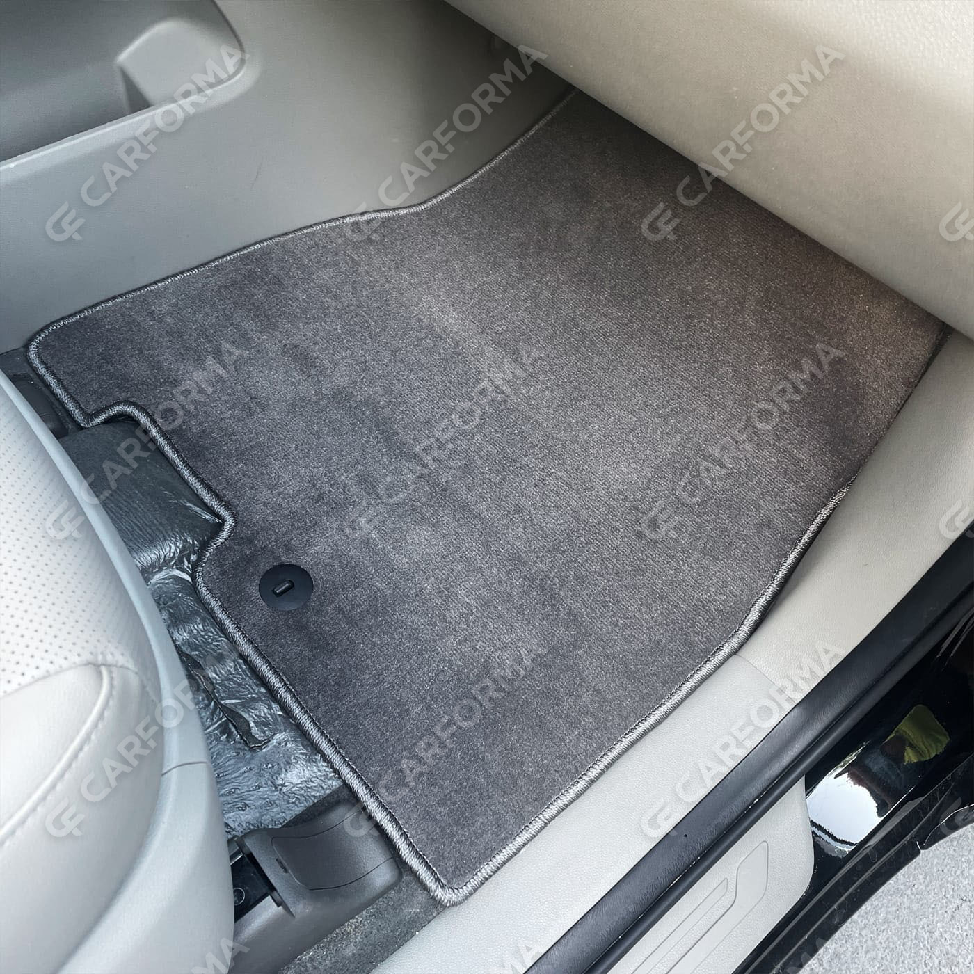 Ворсовые коврики на KIA Carnival III 7 мест 2014&nbsp;-&nbsp;2021 в Севастополе