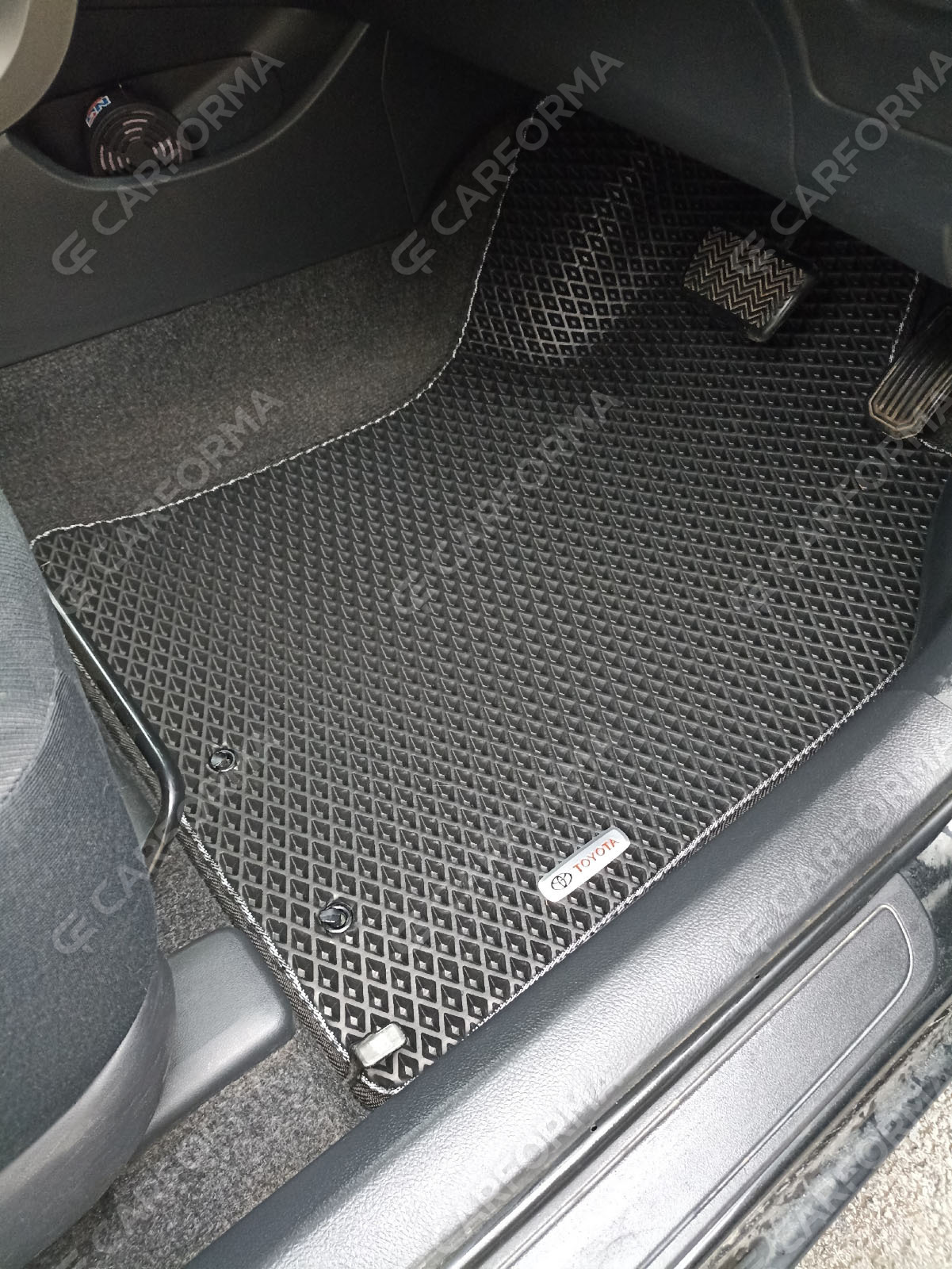 Ворсовые коврики на Toyota Corolla Fielder (E14) 2006&nbsp;-&nbsp;2012 в Севастополе