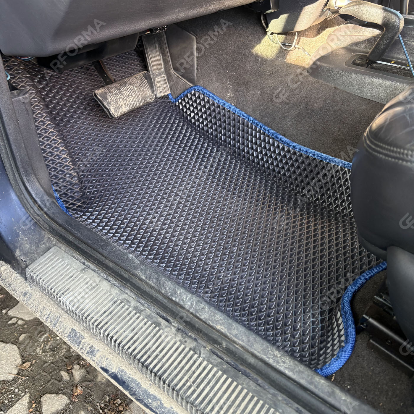 Коврики на Jeep Grand Cherokee (ZJ) 1992&nbsp;-&nbsp;1999 в Севастополе