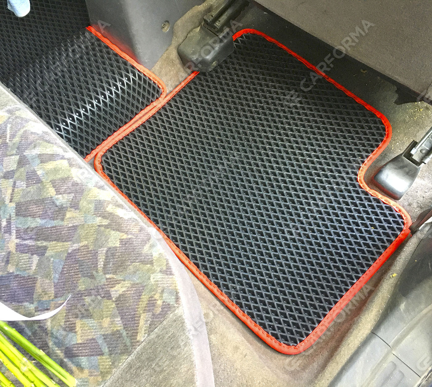 Коврики на Nissan Sunny (B14) 1993&nbsp;-&nbsp;1999 в Севастополе