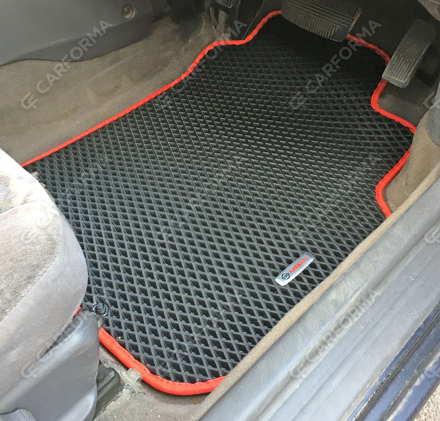 Коврики на Nissan Sunny (B14) 1993&nbsp;-&nbsp;1999 в Севастополе