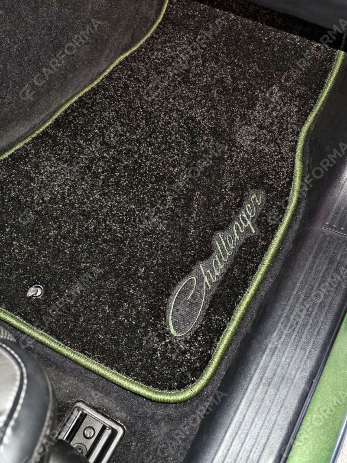 Коврики на Dodge Challenger III 2008&nbsp;-&nbsp;2023 в Севастополе