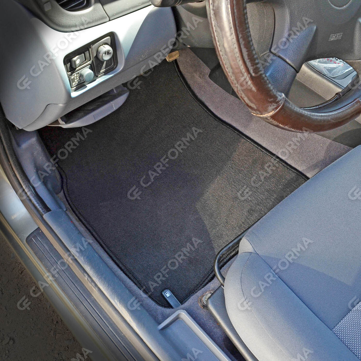 Коврики на Nissan Almera II (N16) 2000&nbsp;-&nbsp;2006 в Севастополе