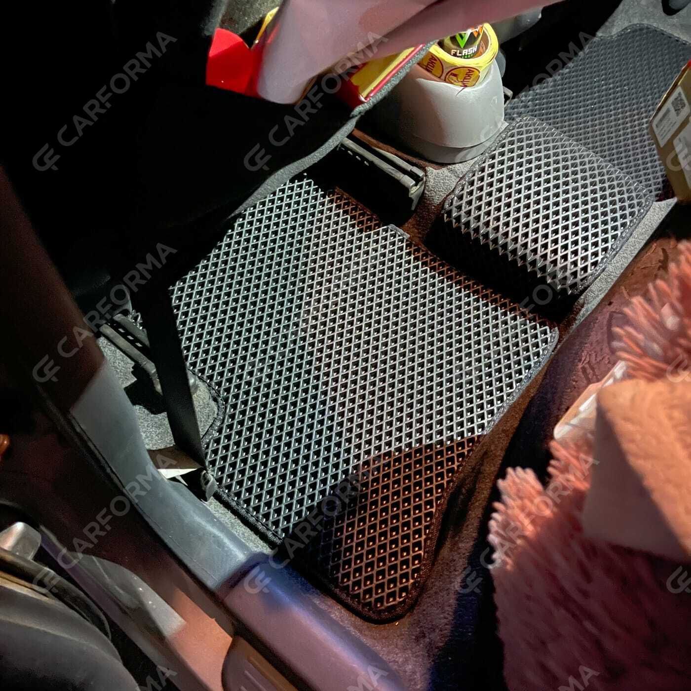 Ворсовые коврики на Toyota Vitz I 1998&nbsp;-&nbsp;2005 в Севастополе