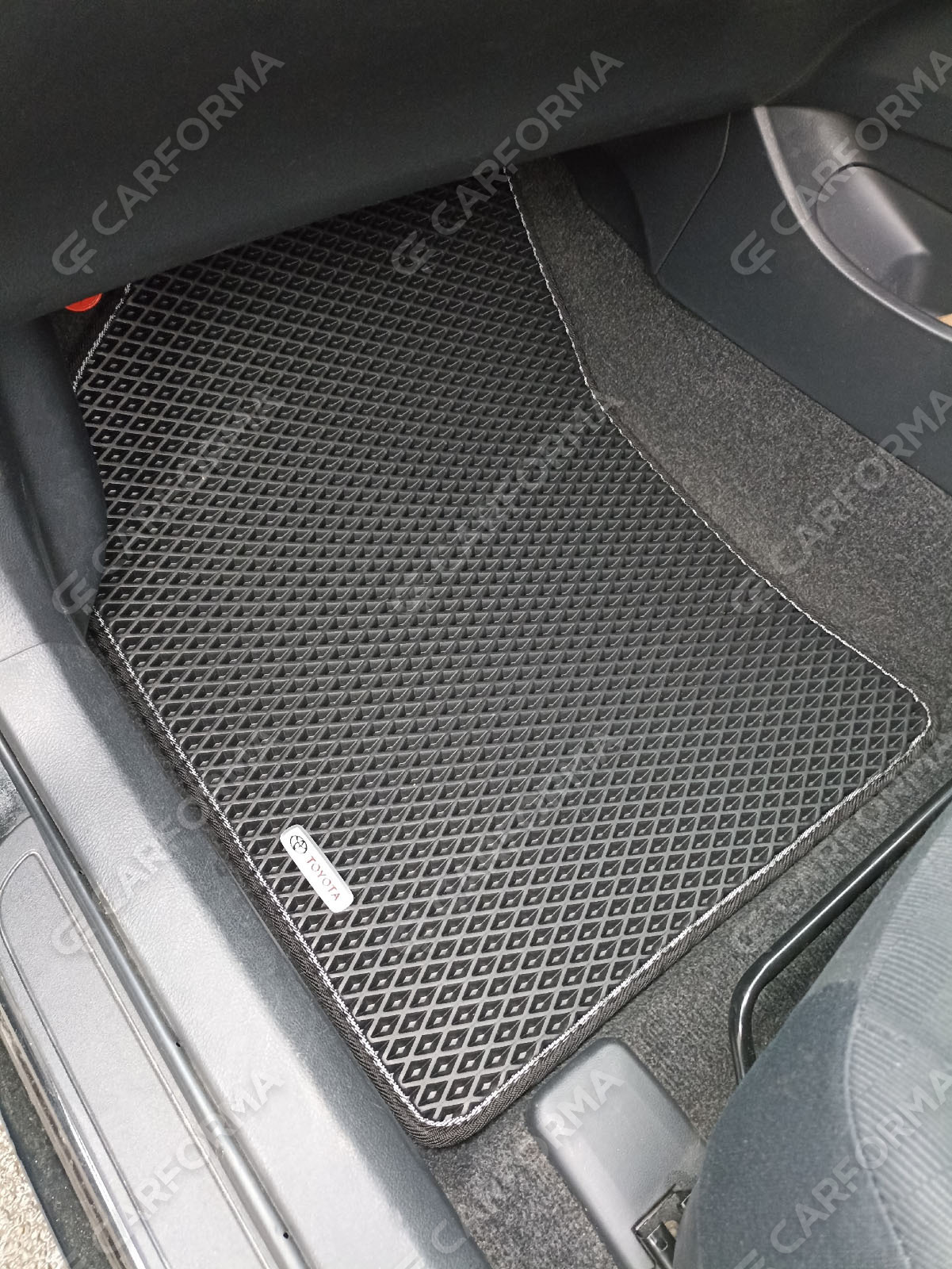 Ворсовые коврики на Toyota Corolla Axio (E14) 2006&nbsp;-&nbsp;2012 в Севастополе