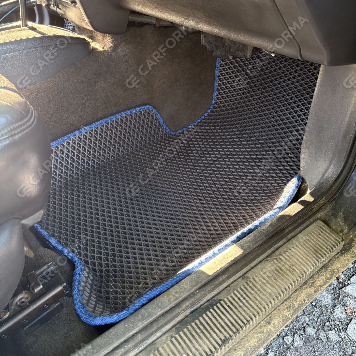 Коврики на Jeep Grand Cherokee (ZJ) 1992&nbsp;-&nbsp;1999 в Севастополе