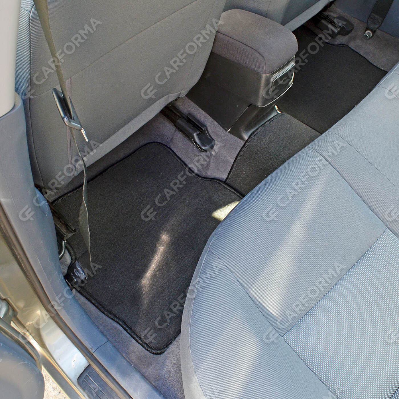 Коврики на Nissan Almera II (N16) 2000&nbsp;-&nbsp;2006 в Севастополе