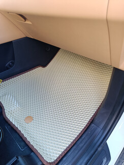 Коврики на KIA Carnival IV 7 мест с оттоманками 2020&nbsp;-&nbsp;2026 в Севастополе