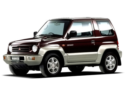 Коврики на Mitsubishi Pajero Junior 1995 - 1998 в Севастополе