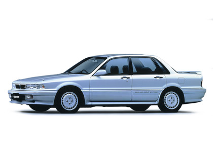 Коврики на Mitsubishi Galant VI 1987 - 1993 в Севастополе