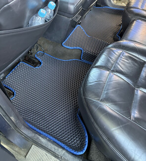 Коврики на Jeep Grand Cherokee (ZJ) 1992&nbsp;-&nbsp;1999 в Севастополе