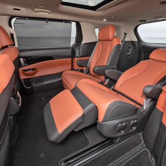 Коврики на KIA Carnival IV 7 мест с оттоманками 2020 - 2025 в Севастополе