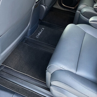 Ворсовые коврики на Lynk & Co 900 2025&nbsp;-&nbsp;2026 в Севастополе