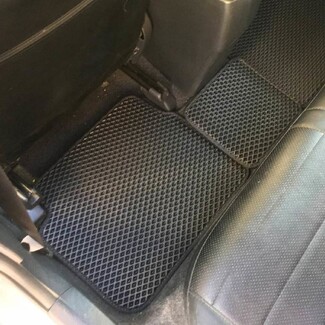 Ворсовые коврики на Toyota Corolla Fielder (E14) 2006&nbsp;-&nbsp;2012 в Севастополе