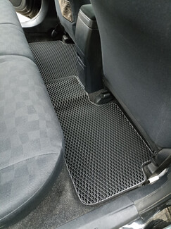 Ворсовые коврики на Toyota Corolla Fielder (E14) 2006&nbsp;-&nbsp;2012 в Севастополе