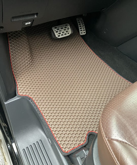 Ворсовые коврики на Hyundai H1 II 2007 - 2022 в Севастополе