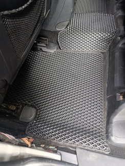 Коврики на Jeep Grand Cherokee (WK2) 2010 - 2022 в Севастополе