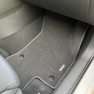 Коврики на Skoda Superb III 2015&nbsp;-&nbsp;2026 в Севастополе