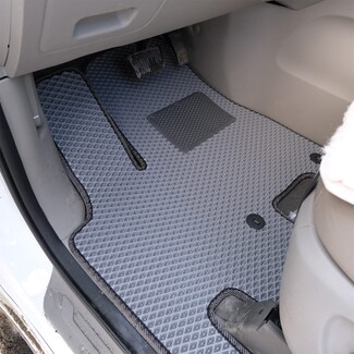 Ворсовые коврики на KIA Carnival III 7 мест 2014&nbsp;-&nbsp;2021 в Севастополе